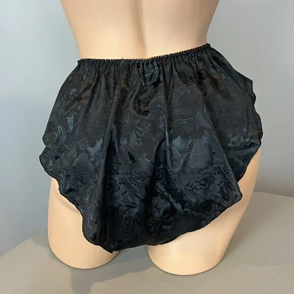 Vintage Victoria's Secret Gold Label Flutter Panties Size Medium Black Jacquard - Picture 3 of 14